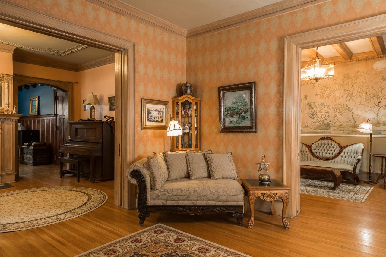 Ringling House Bed & Breakfast บาราบู ภายนอก รูปภาพ