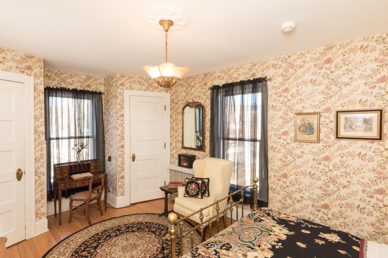 Ringling House Bed & Breakfast บาราบู ภายนอก รูปภาพ