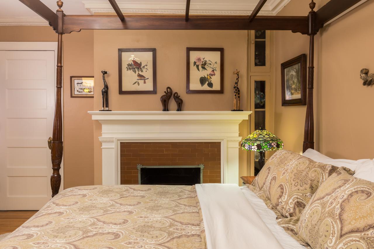 Ringling House Bed & Breakfast บาราบู ภายนอก รูปภาพ